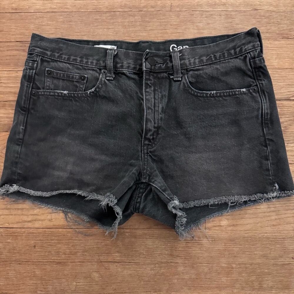 Gap 1969 Slim Charcoal Jean Shorts Size 32
b75